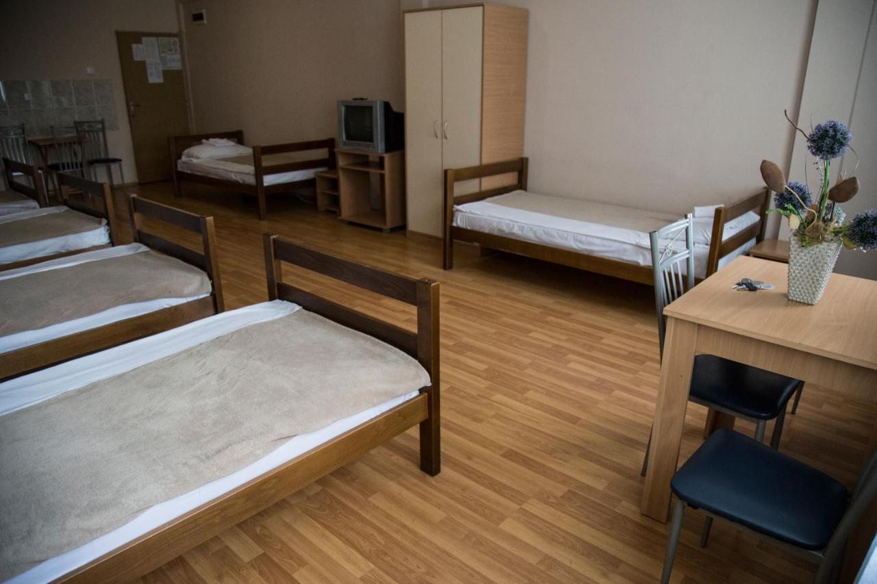 Hostel Milkaza Novi Sad Exterior photo